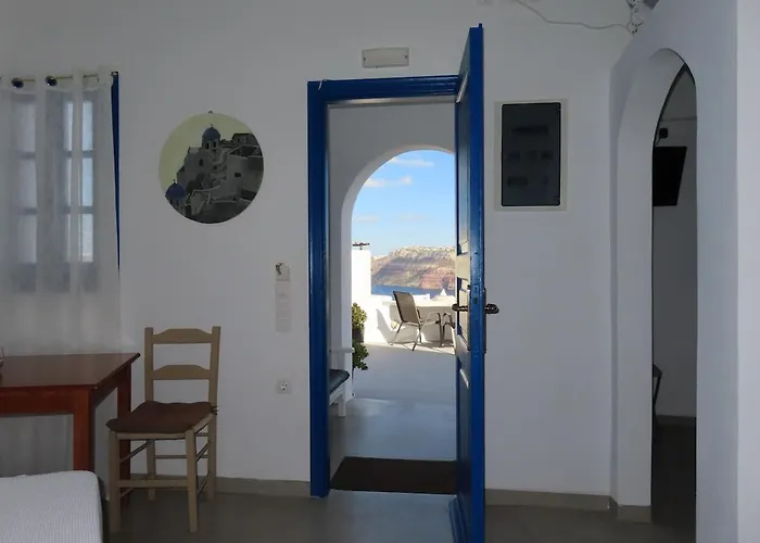 Solasta #2 With Jacuzzi In Santorini * Akrotírion