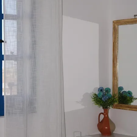 Solasta #2 With Jacuzzi In Santorini Akrotírion