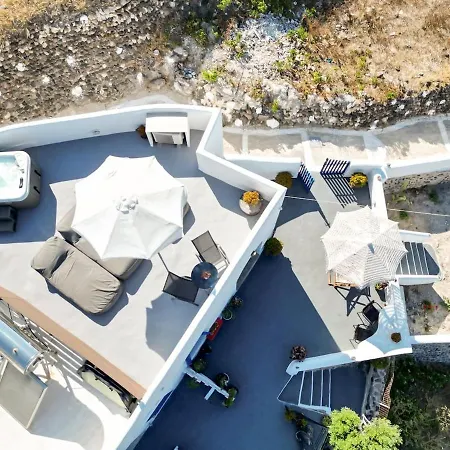 Daire Solasta #2 With Jacuzzi In Santorini