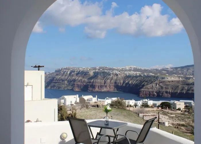 公寓 Solasta #2 With Jacuzzi In Santorini