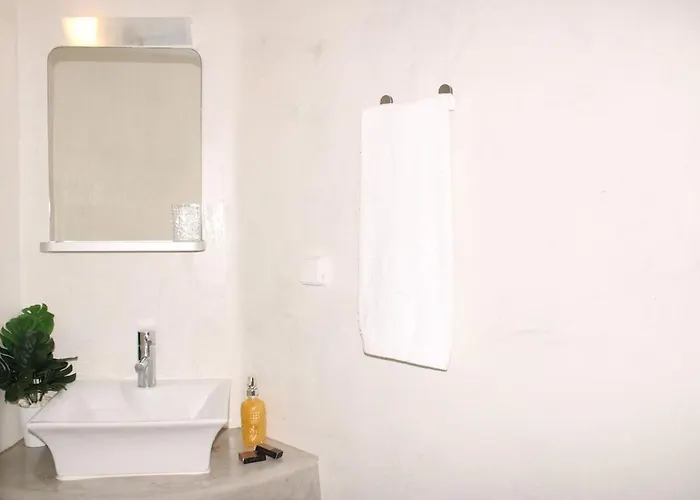 Solasta #2 With Jacuzzi In Santorini