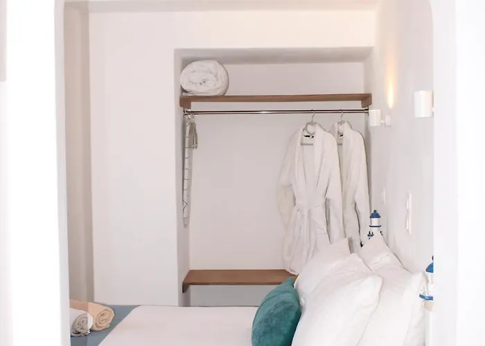 Solasta #2 With Jacuzzi In Santorini