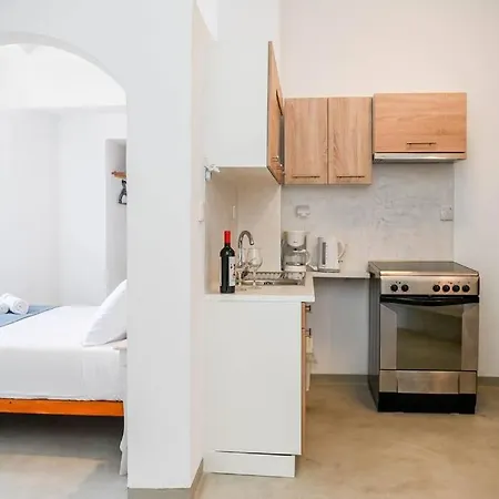 Solasta #2 With Jacuzzi In Santorini