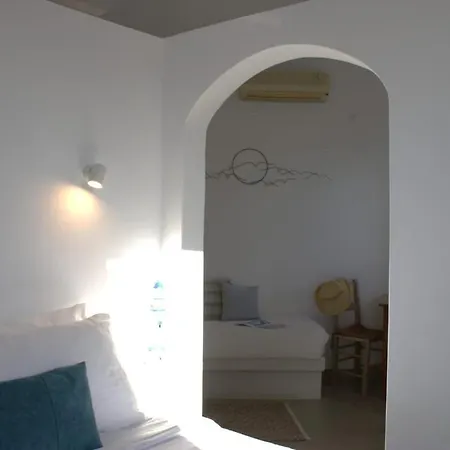 Solasta #2 With Jacuzzi In Santorini Appartement Akrotírion