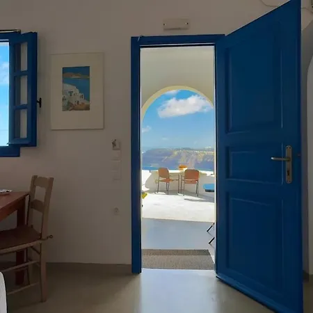Solasta #2 With Jacuzzi In Santorini * Akrotírion